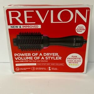 Revlon salon, one step hairdryer and volume